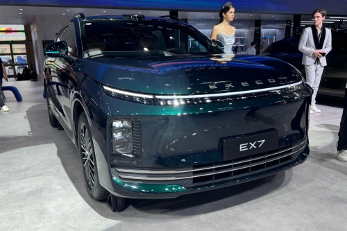 Exlantix på Beijing-messen: EX7 i salg nå, ET9-flaggskipet på vei — og bremser fra luftfarten