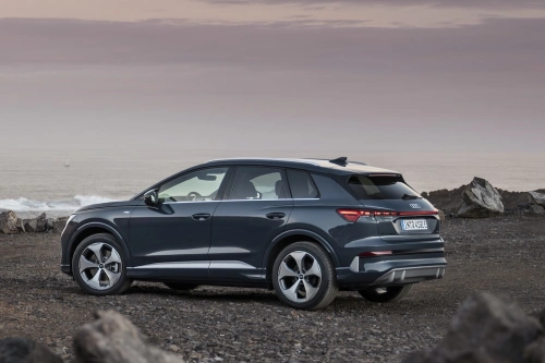 Audi Q4 e-tron får facelift: Bedre rekkevidde og lavere pris