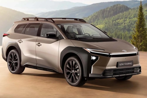 Toyota bZ4X Touring kan nå bestilles i Norge – elkombi med 600 liter bagasjeplass