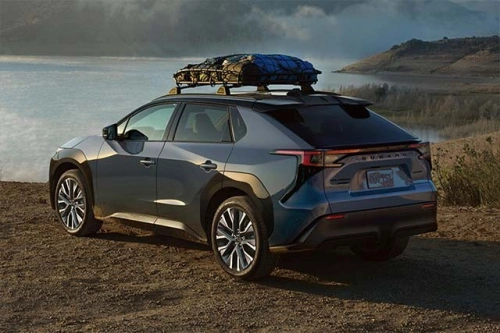 Subaru Solterra 2027 får lengre rekkevidde og raskere lading – og holder prisen uendret