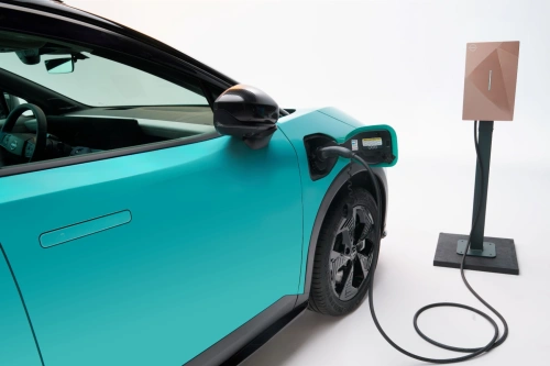 Nissan og Valeo samarbeider om toveis lading i Europa