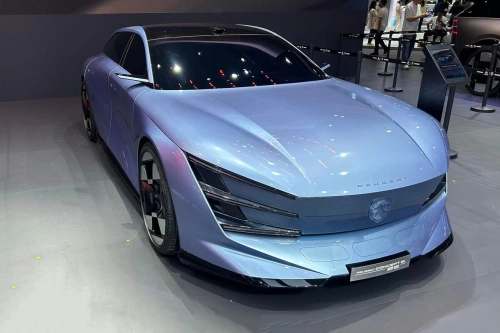 Peugeots nye flaggskip-elbiler blir «ekte Peugeoter» – bare ikke for Europa