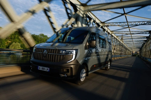 Renault oppgraderer Master E-Tech: ny batterikjemi, V2G-støtte og flere varianter