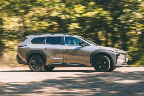 Toyota bZ4X Touring: Ny stasjonsvognvariant med terrengpreg og lengst rekkevidde i klassen