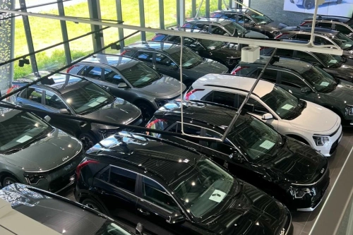 Kia tilbakekaller rundt 1000 norske biler på grunn av brannfare i batteriet