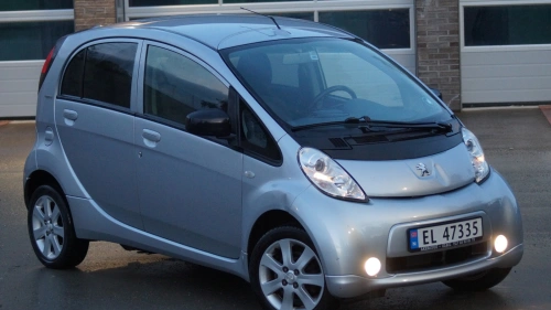 PEUGEOT ION NETTOP EU GODKJENT // 1 EIER // LAV KM