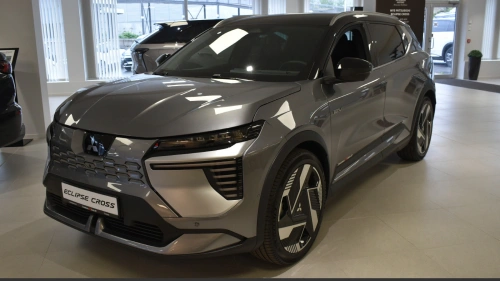 MITSUBISHI ECLIPSE CROSS Instyle , 8 års garanti, vinterhjul og metallic inkl