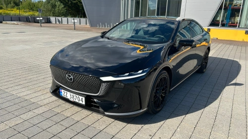 MAZDA 6e Long Range - Takumi - Hengerfeste - Panorama - Dropoff