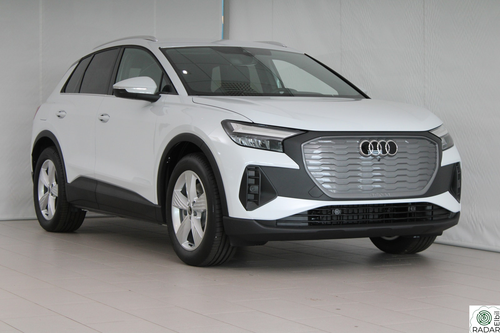 AUDI Q4 45 e-tron 45 e-tron quattro Sport Edition