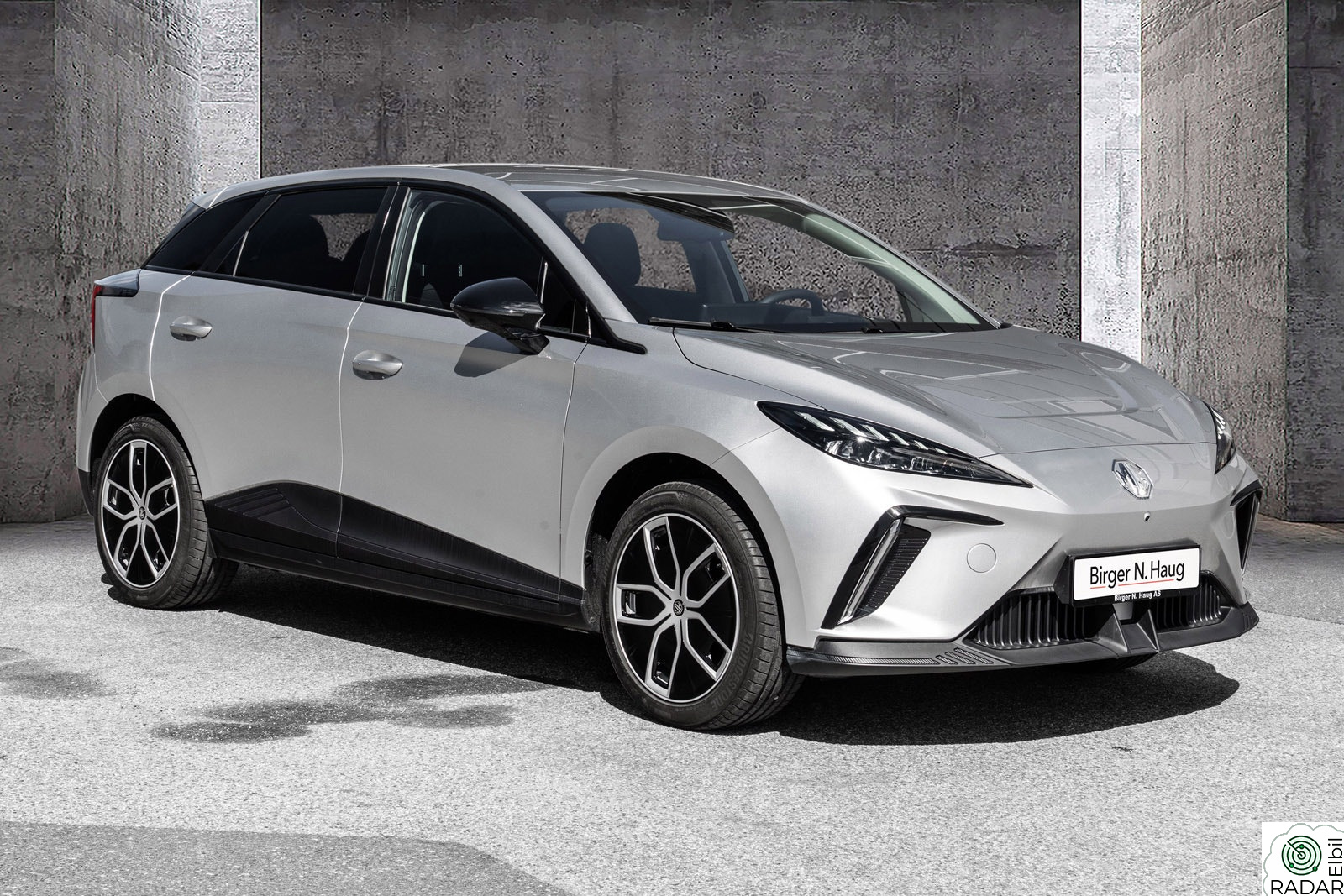 MG MG4 Electric 64kWh Luxury