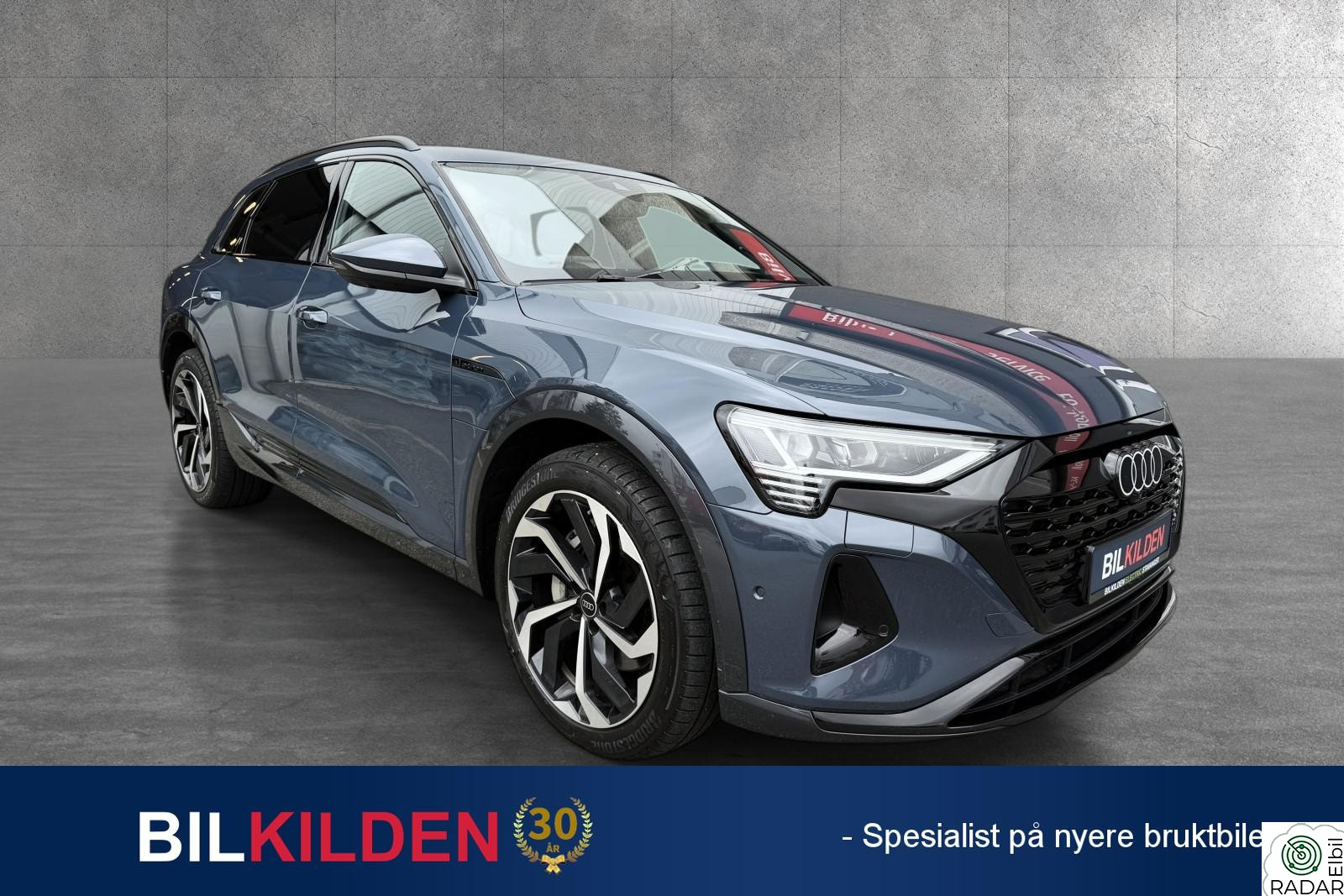 AUDI Q8 55 e-tron 55 quattro Advanced, Luft, HUD, 360°, Panorama, Matrix