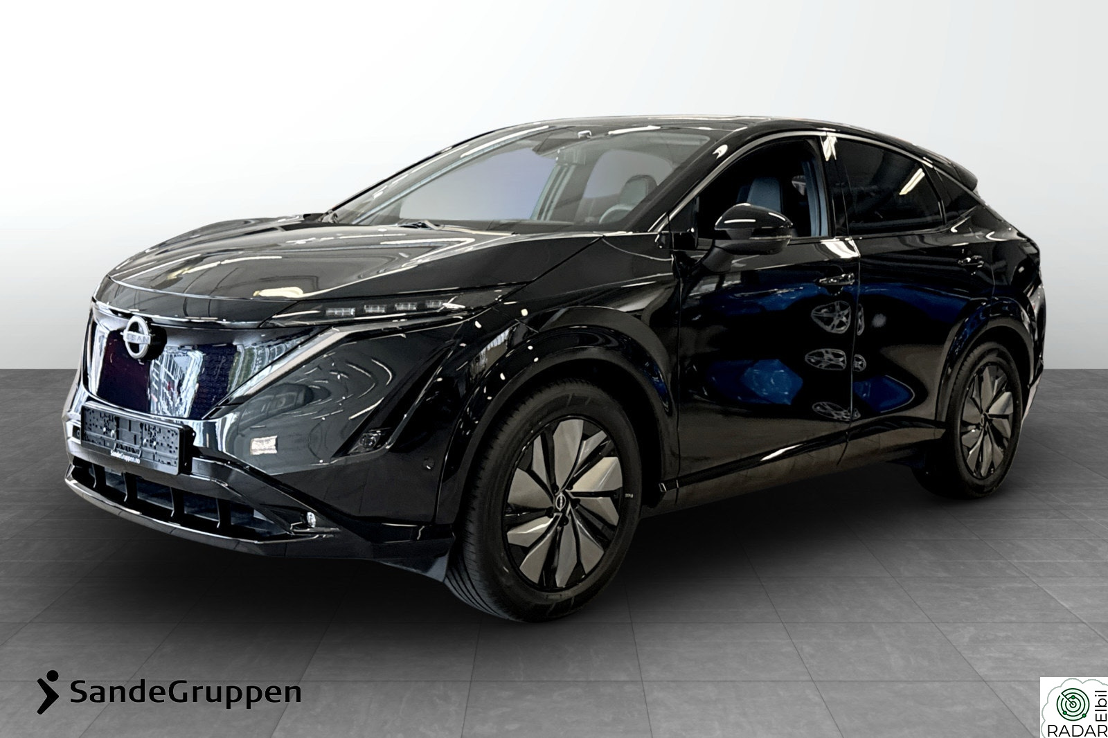 NISSAN ARIYA e4ORCE Evolve 87kWt /4x4/TOPPUTSTYRT/