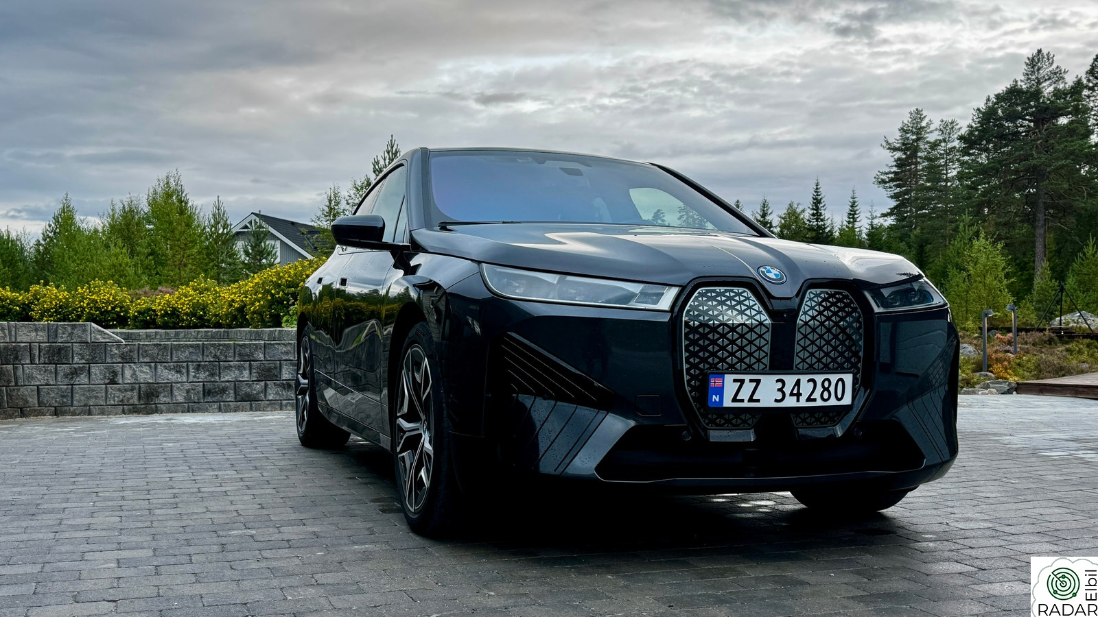 BMW iX xDrive50 xDrive50 Supercharged(ALT)B&W+Softclose+Luft+Amidoskinn